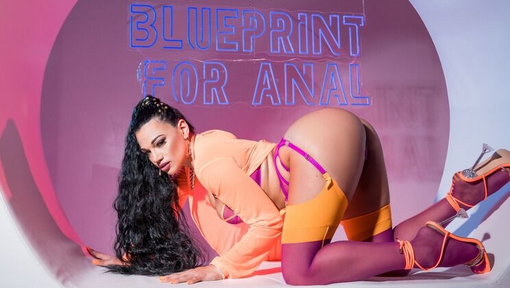 Brazzers - Xander Corvus - Mona Azar - Blueprint For Anal: Part 1 / 03.11.2021
