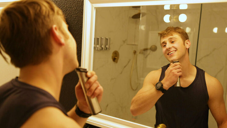 Hot Guys Fuck - Brock Fisher - Brock Fisher bics the beard before his scene with Jasmine Wilde! / 22.03.2023