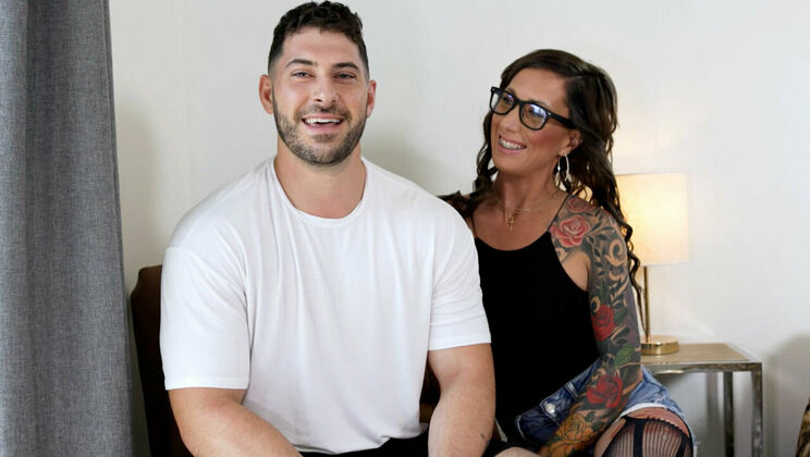 Hot Guys Fuck - Tera Bronx - Lance Richards - STUD Lance Richards Let's Tera Bronx Know She's Gonna Get Pounded / 09.01.2022